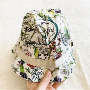 NWT Authentic Gucci Grace Floral Junior Bucket Hat M
